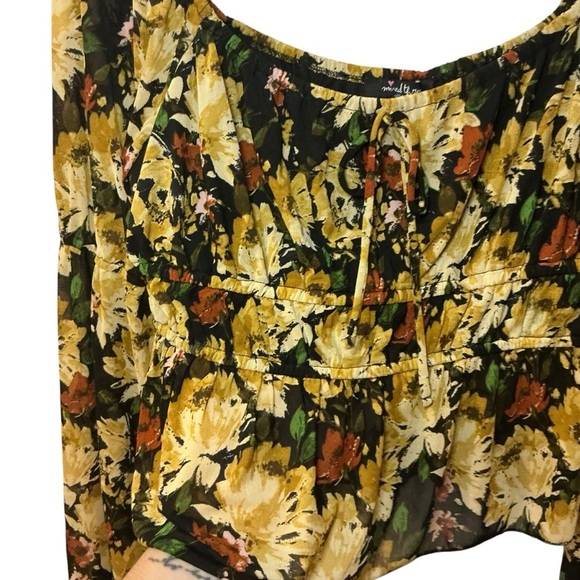 Floral Long Sleeve Women's Blouse - Picture 3 of 4